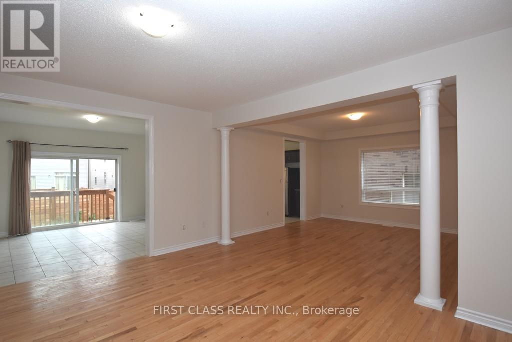 Main - 2588 Standardbred Drive, Oshawa, Ontario  L1L 0H8 - Photo 4 - E13498872