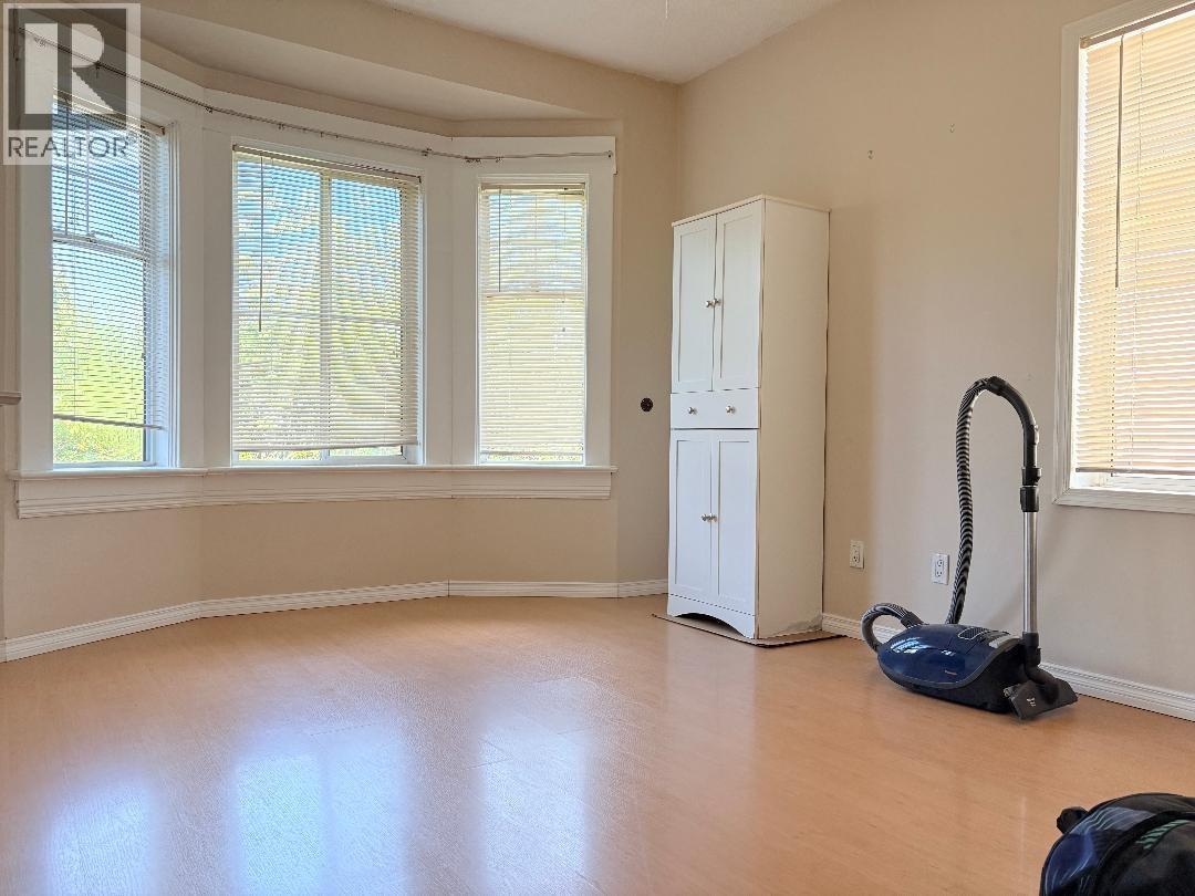3034 Glen Drive, Vancouver, British Columbia  V5T 4C1 - Photo 11 - R3134645