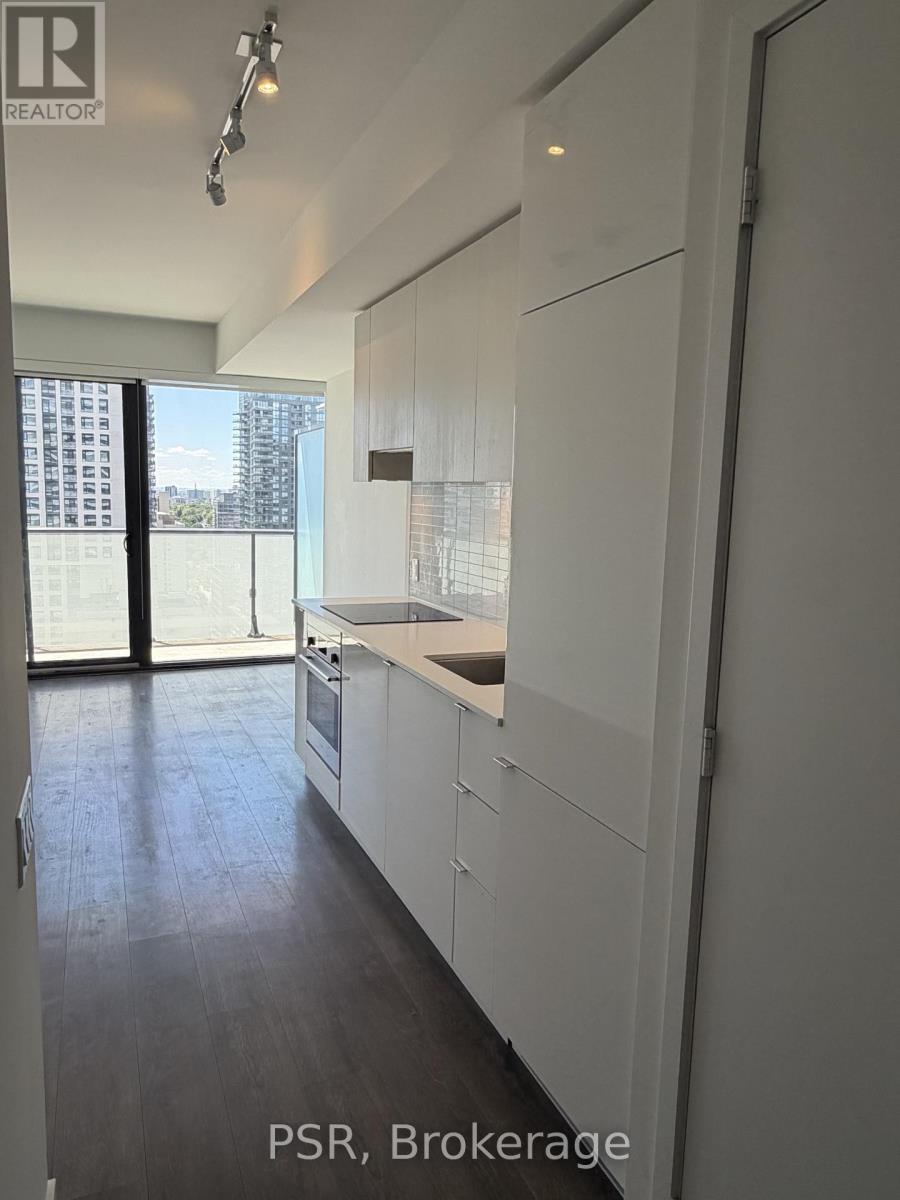 2712 - 161 Roehampton Avenue, Toronto, Ontario  M4P 1P9 - Photo 3 - C13498890