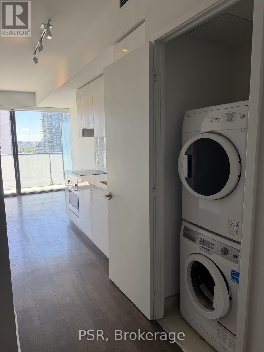 2712 - 161 Roehampton Avenue, Toronto, Ontario  M4P 1P9 - Photo 5 - C13498890
