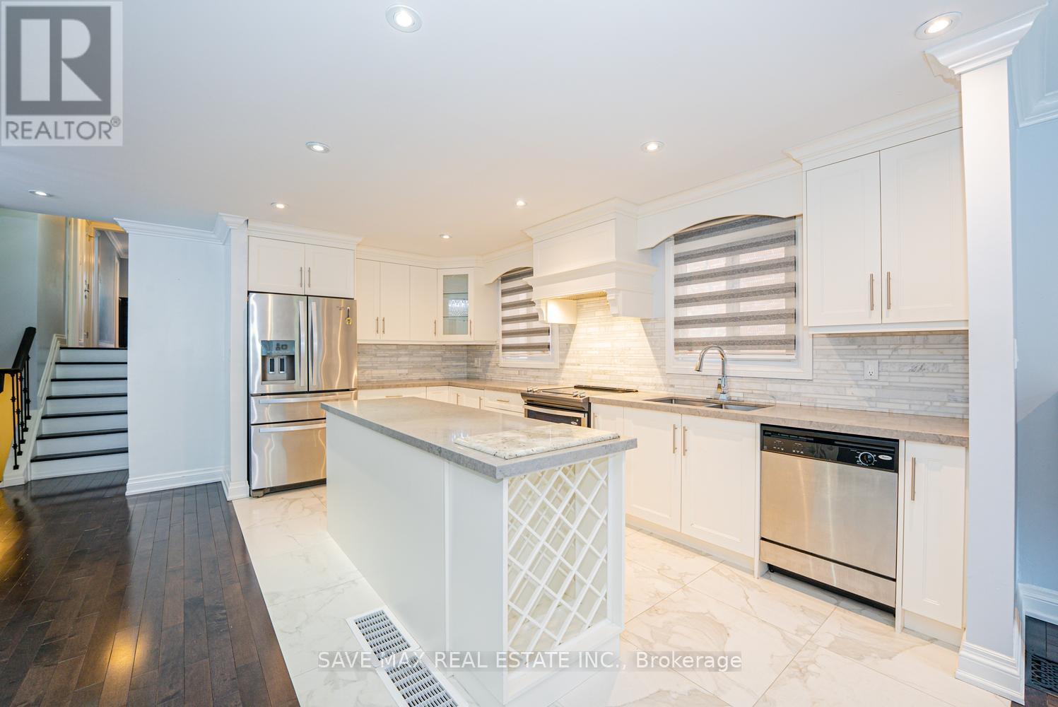 18 Levitt Court, Toronto, Ontario  M2R 3P9 - Photo 11 - C13498900