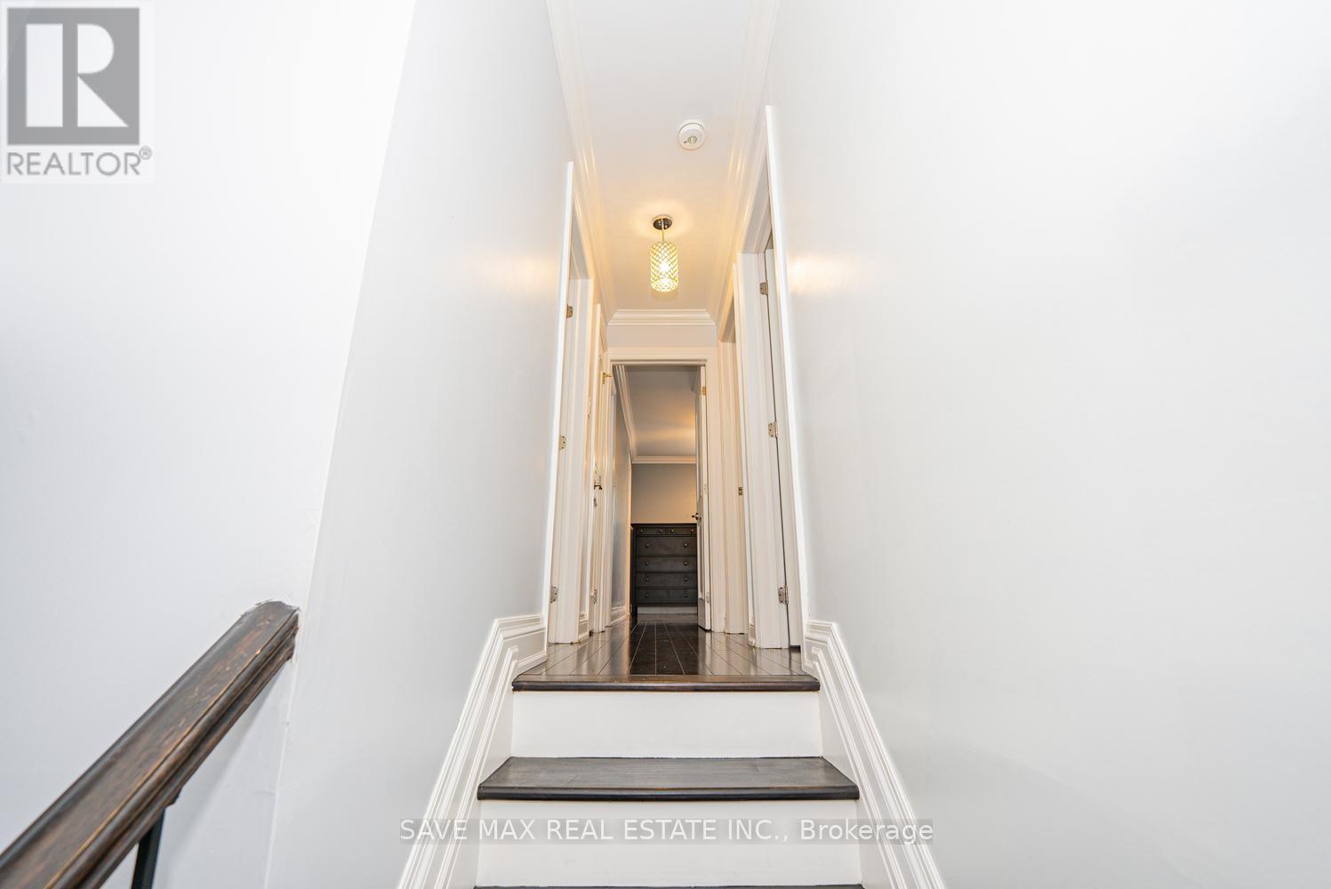 18 Levitt Court, Toronto, Ontario  M2R 3P9 - Photo 14 - C13498900