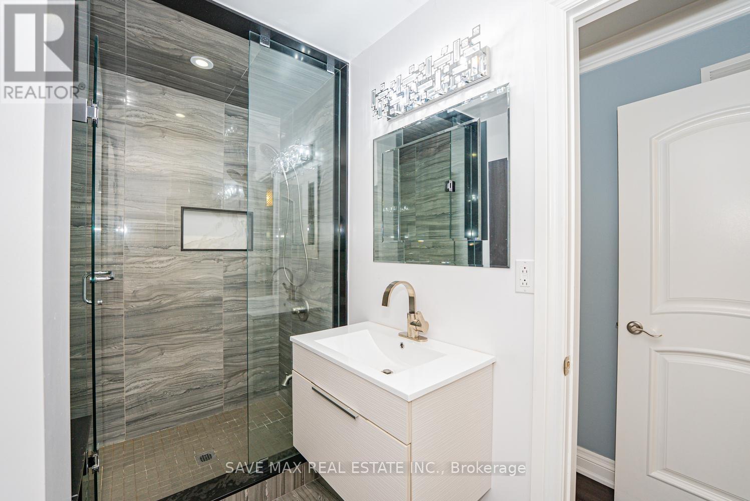 18 Levitt Court, Toronto, Ontario  M2R 3P9 - Photo 18 - C13498900