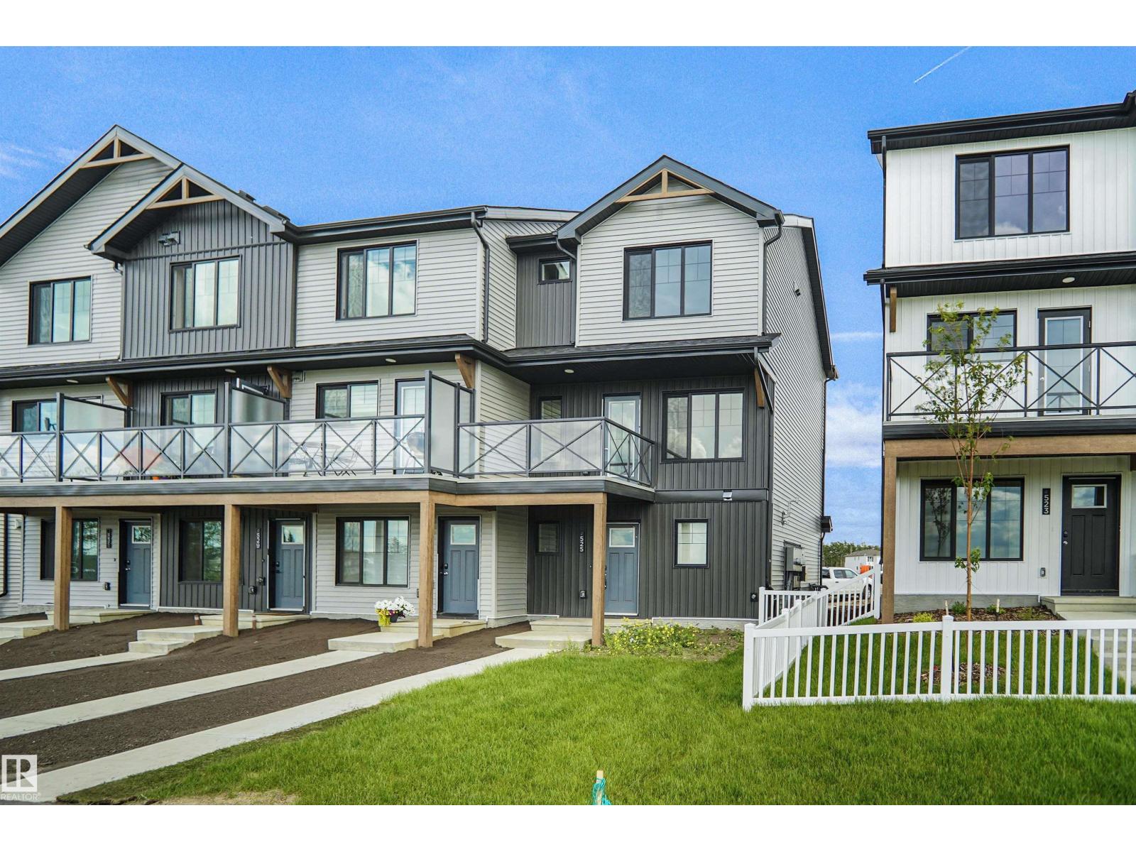525 ASTER DR NW, Edmonton, Alberta