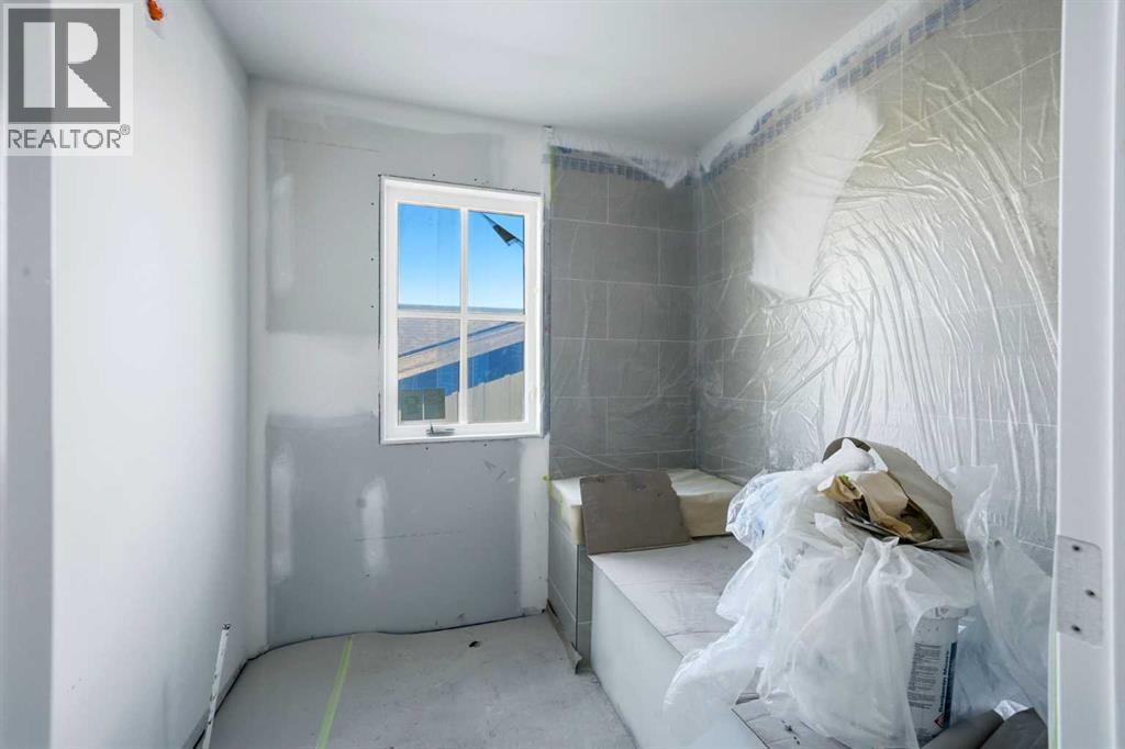 329 Flare Avenue Sw, Diamond Valley, Alberta  T0L 2A0 - Photo 14 - A2322046
