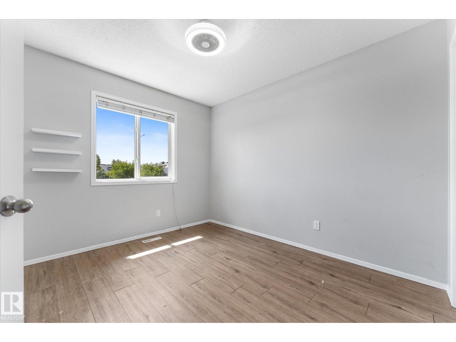 Unknown Address, ,    - Photo 22 - E4496172