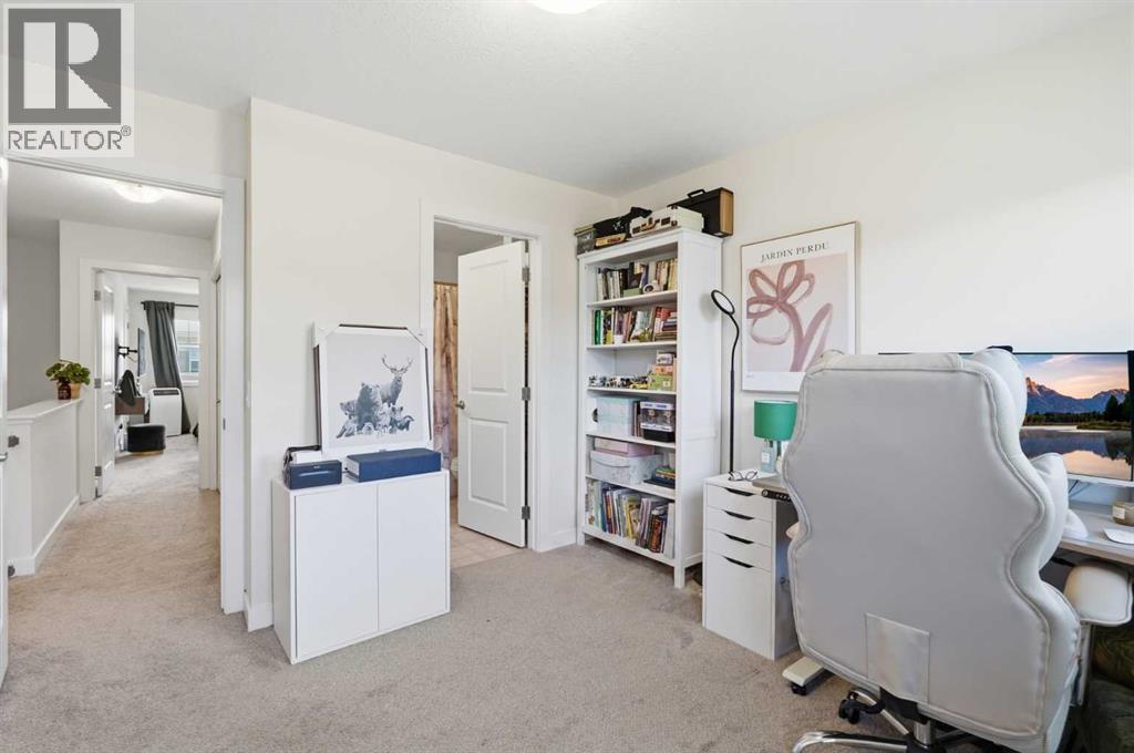29 Legacy Path SE, Calgary, Alberta  T2X 4H9 - Photo 15 - A2324477