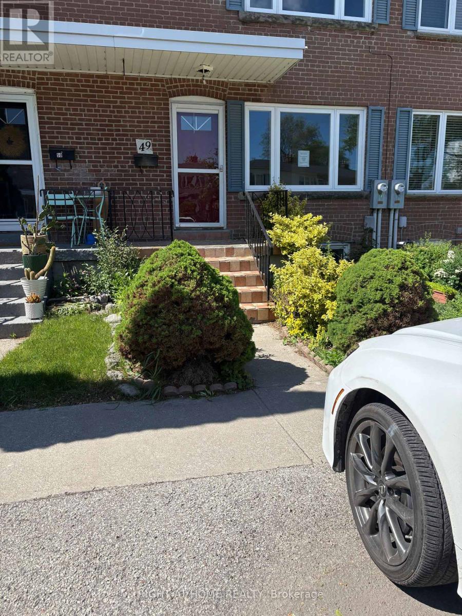 49 - 740 Kennedy Road, Toronto, Ontario  M1K 2C5 - Photo 1 - E13498966