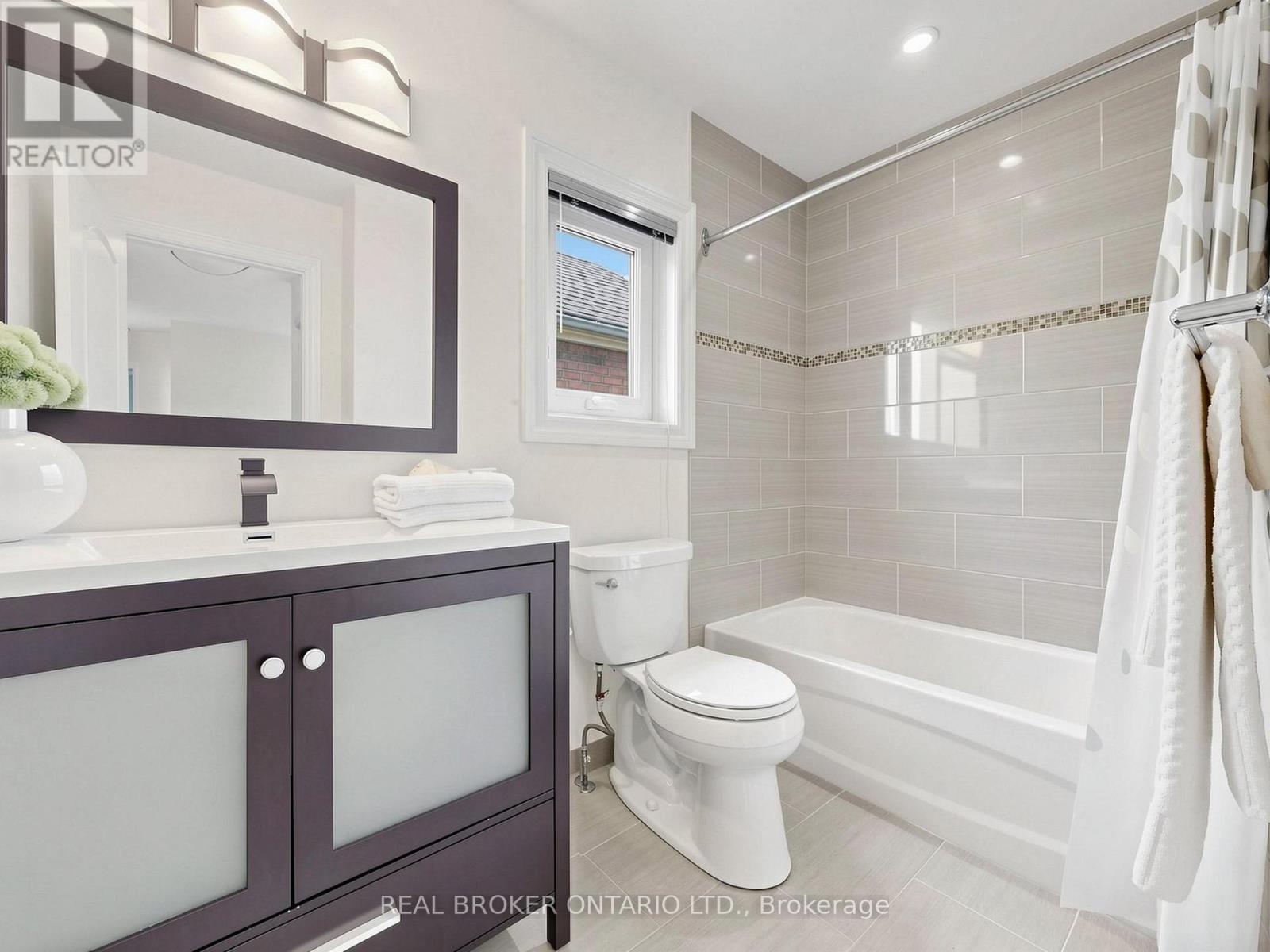 20 Yoho Avenue, Richmond Hill, Ontario  L4S 2J2 - Photo 37 - N13494878