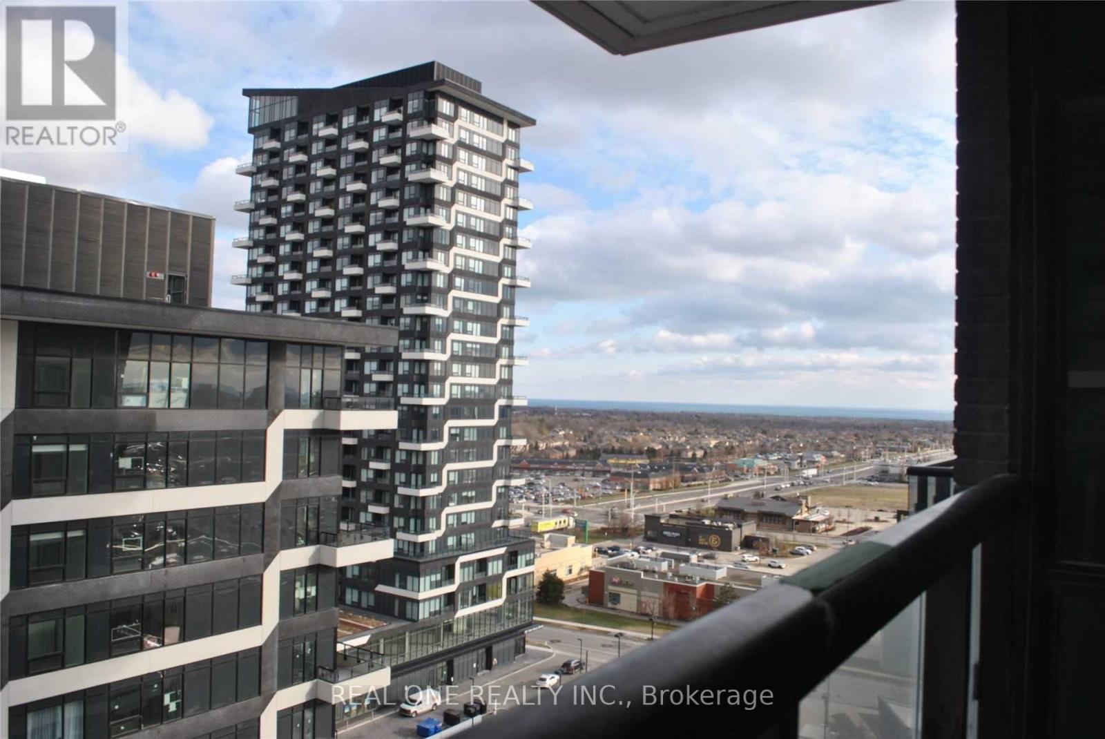 1203 - 2481 Taunton Road E, Oakville, Ontario  L6H 3R7 - Photo 5 - W13498956