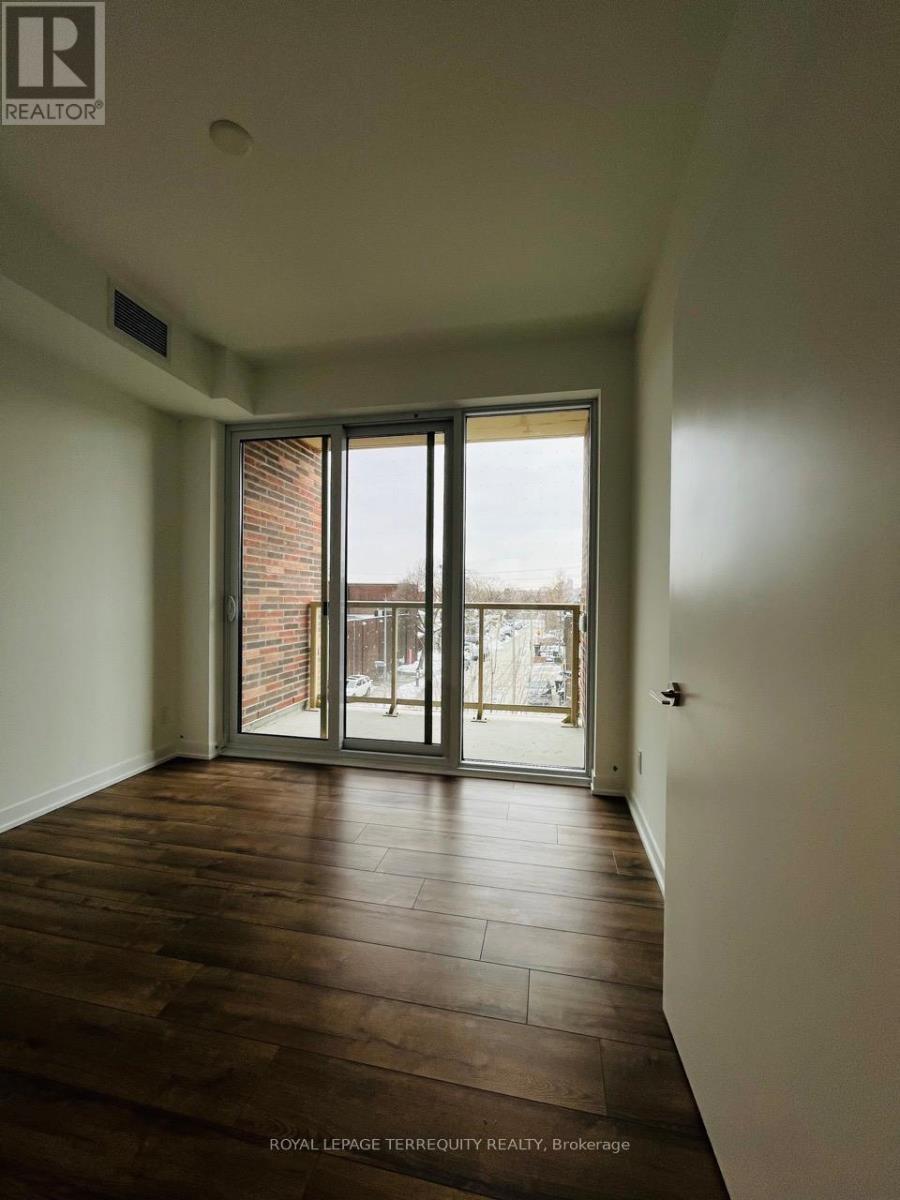 325 - 1787 St Clair Avenue W, Toronto, Ontario  M6N 0B7 - Photo 4 - W13498958