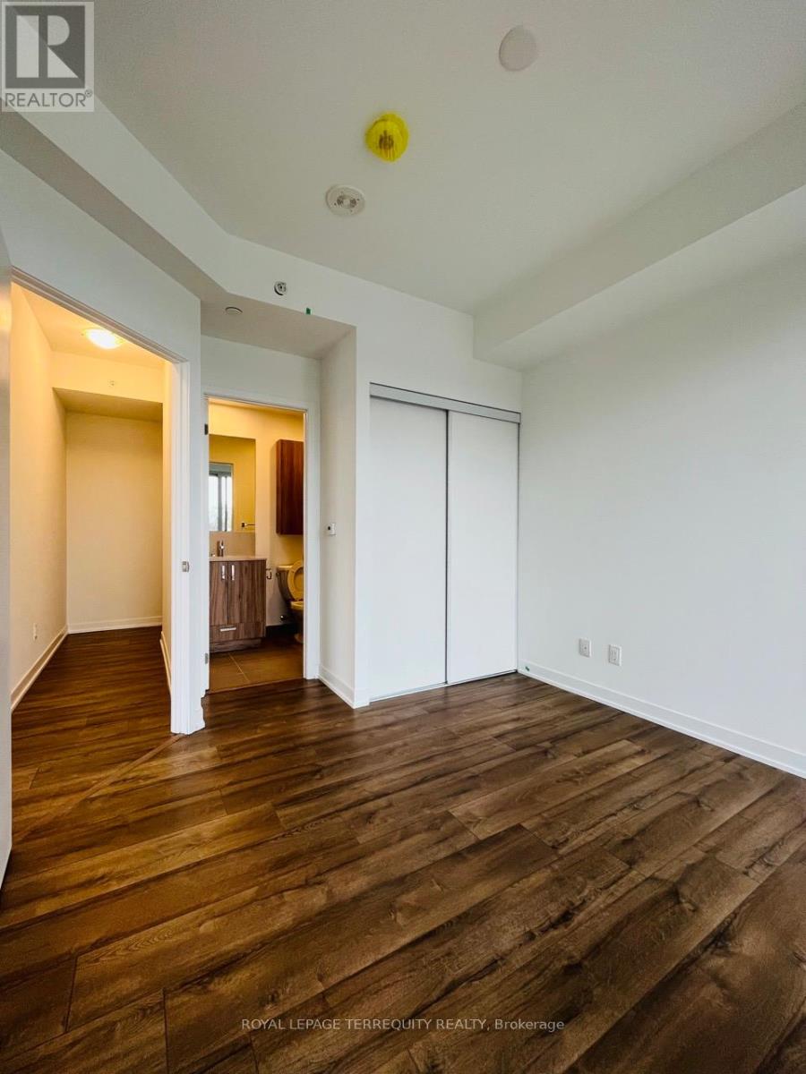 325 - 1787 St Clair Avenue W, Toronto, Ontario  M6N 0B7 - Photo 5 - W13498958