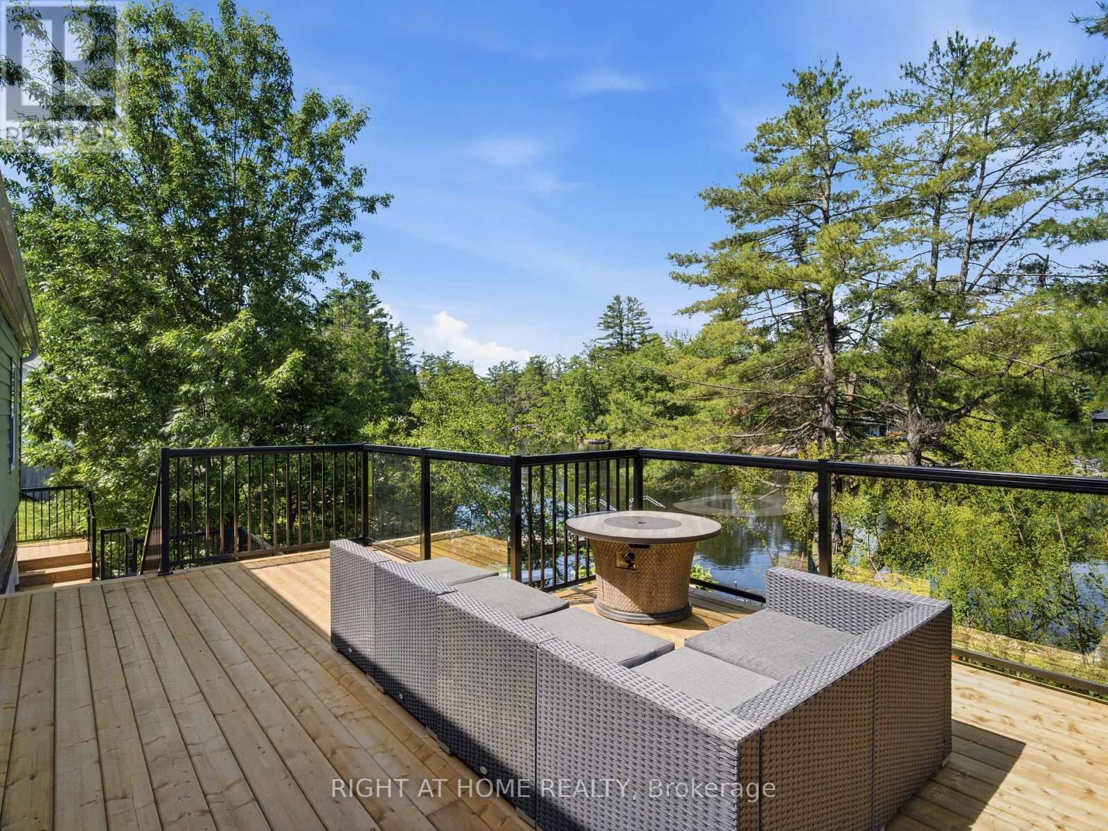 8168 Laidlaw Avenue, Ramara, Ontario  L0K 2B0 - Photo 13 - S13443370