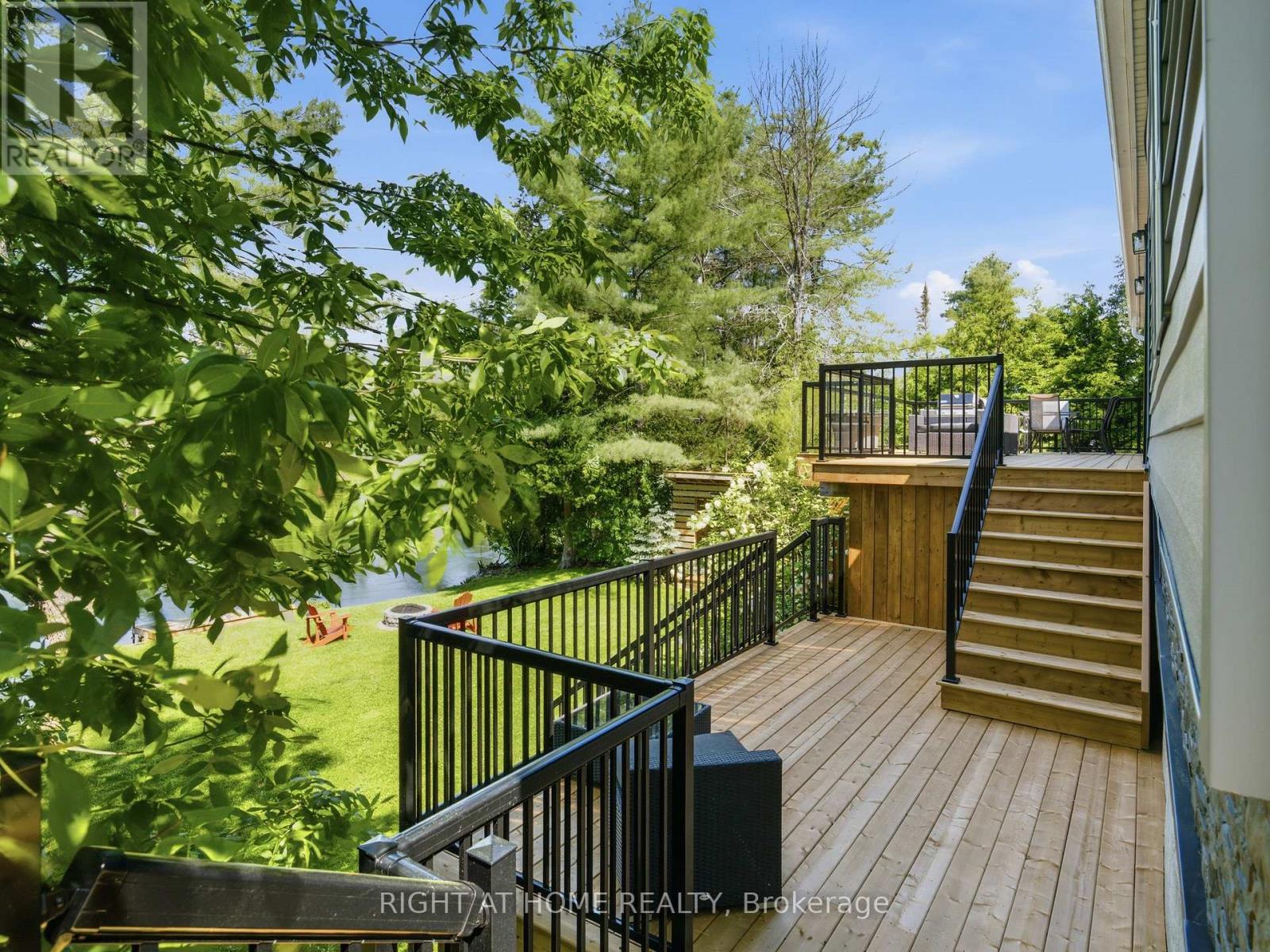 8168 Laidlaw Avenue, Ramara, Ontario  L0K 2B0 - Photo 39 - S13443370