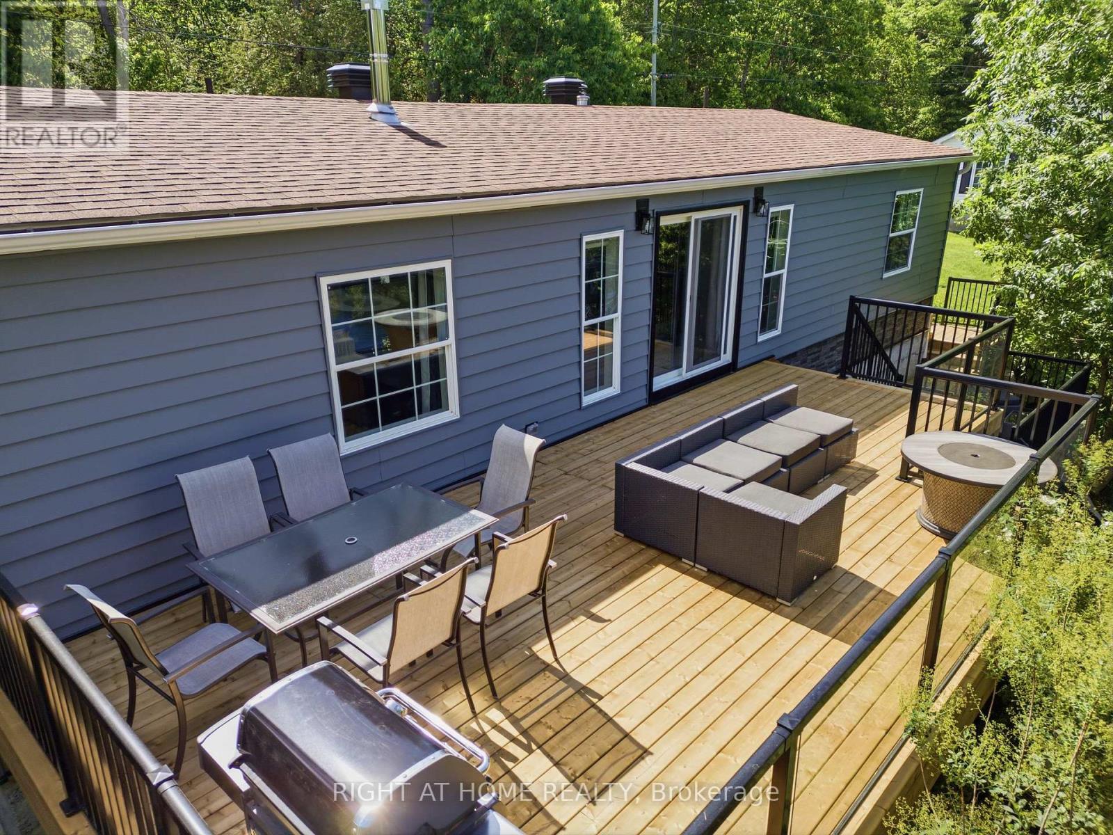 8168 Laidlaw Avenue, Ramara, Ontario  L0K 2B0 - Photo 41 - S13443370