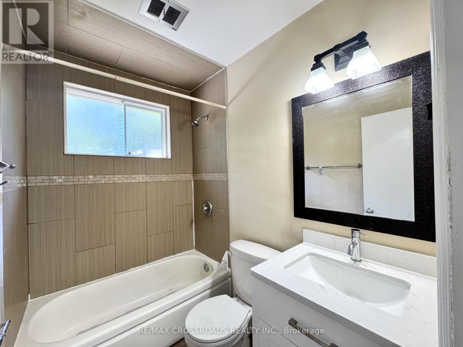 Main - 21 Davis Road, Aurora, Ontario  L4G 2B4 - Photo 8 - N13498994