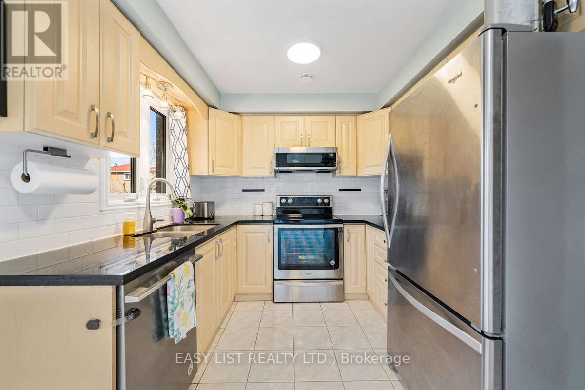 109 Whitney Place, Vaughan, Ontario  L4J 6V6 - Photo 8 - N13498996
