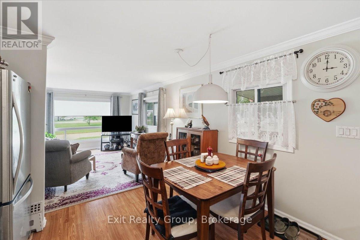 12 Park Lane, Quinte West, Ontario  K8N 2G6 - Photo 10 - X13433930