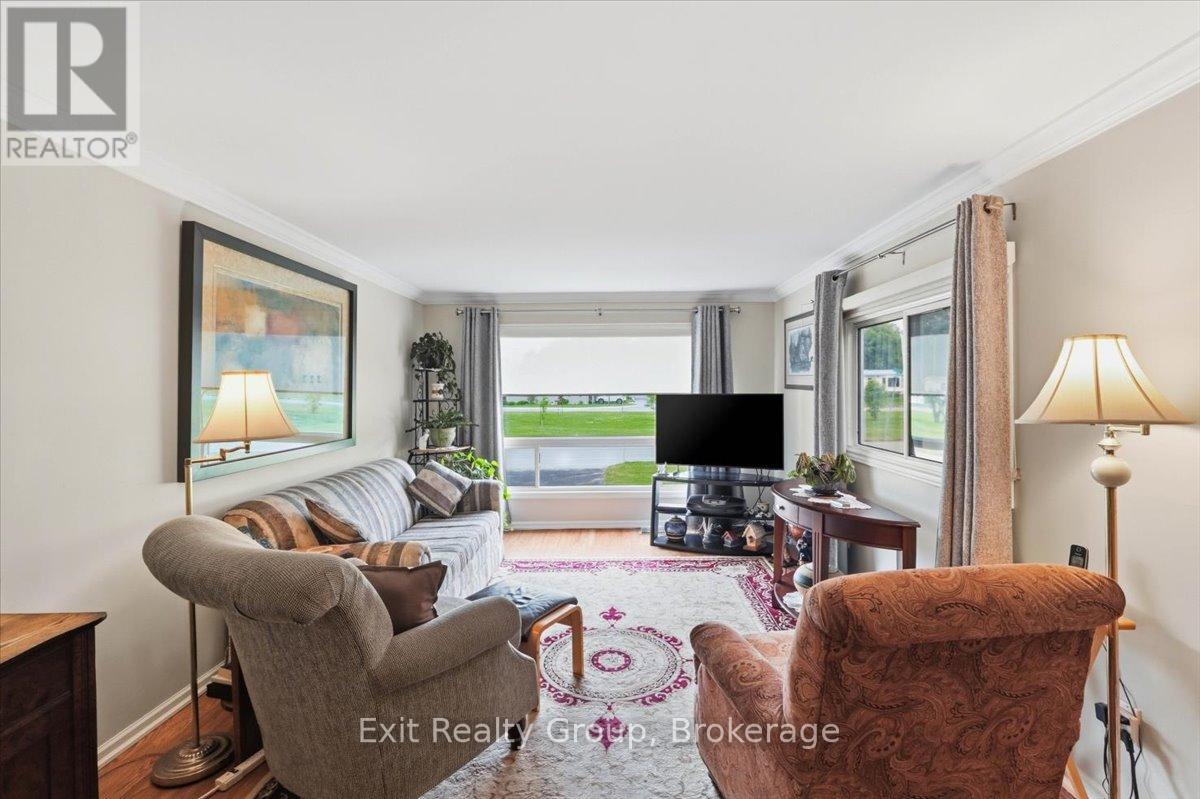 12 Park Lane, Quinte West, Ontario  K8N 2G6 - Photo 11 - X13433930
