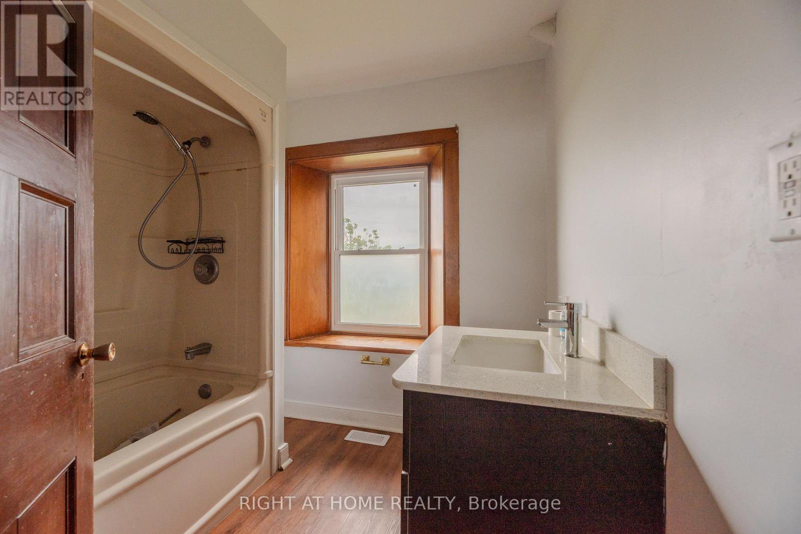 919 Safari Road, Hamilton, Ontario  L8B 1A4 - Photo 19 - X13498970