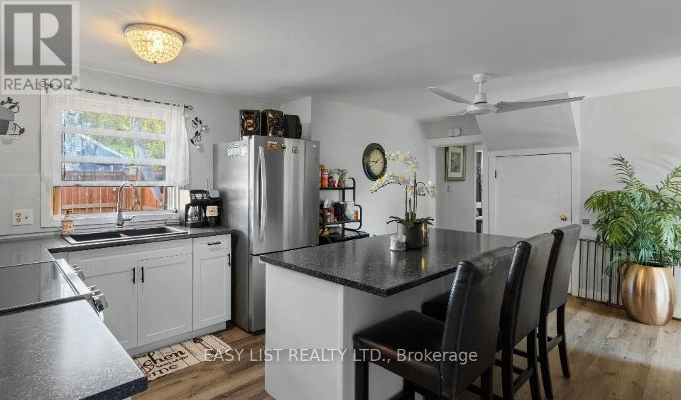 339 Green Street, Saugeen Shores, Ontario  N0H 2C0 - Photo 8 - X13498984