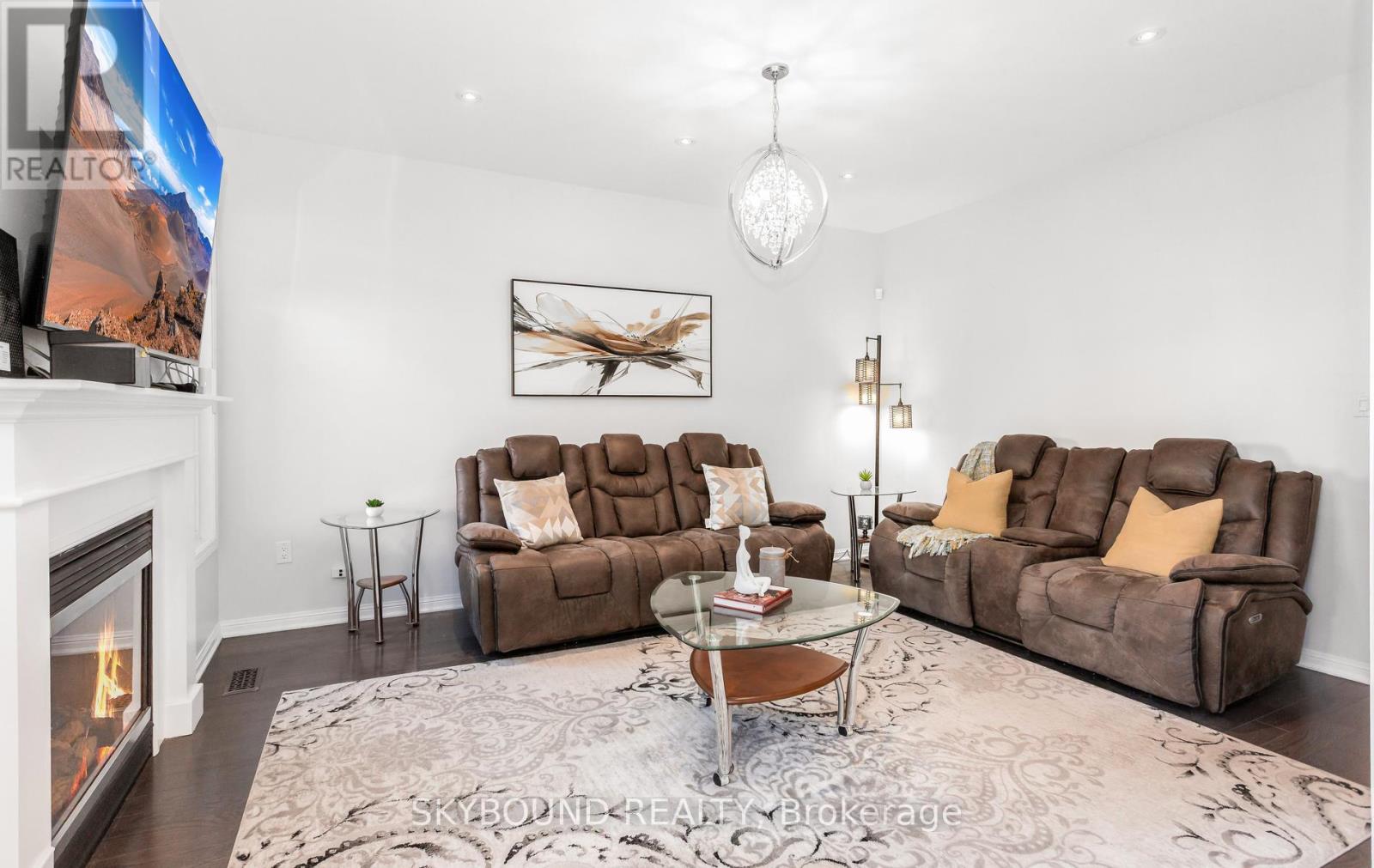 308 Mcdougall Cross, Milton, Ontario  L9T 0N6 - Photo 11 - W12980834