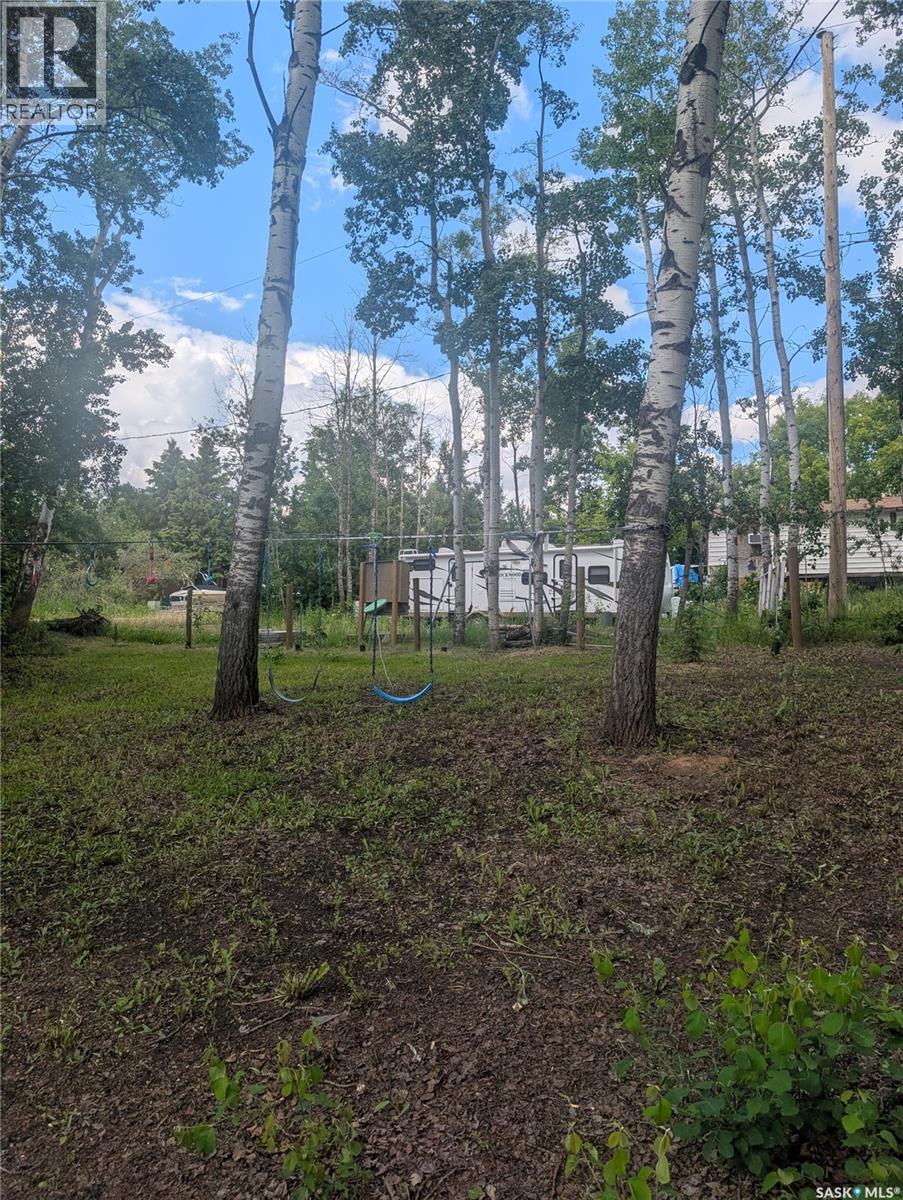 105 Irene Road, Lucien Lake, Saskatchewan  S0K 2X0 - Photo 5 - SK040937