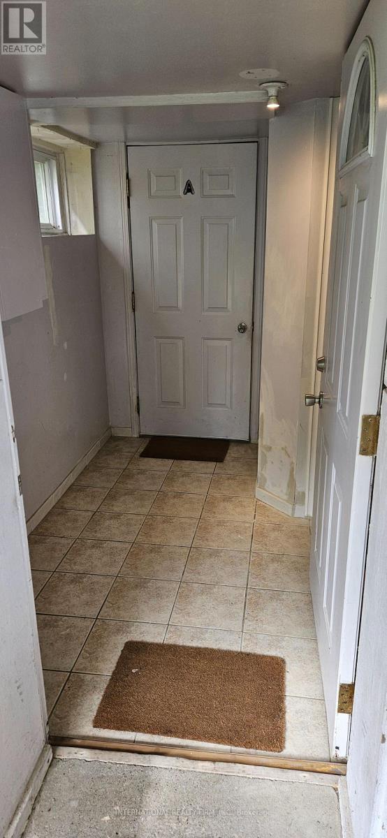 95 Byng Avenue S, Toronto, Ontario  M2N 4K5 - Photo 2 - C13498982