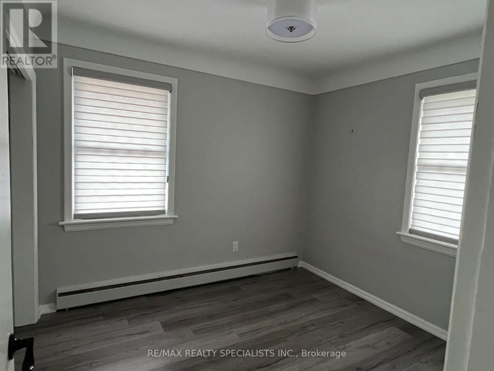 2 - 2006 Maplewood Drive, Burlington, Ontario  L7R 2C4 - Photo 6 - W13496766