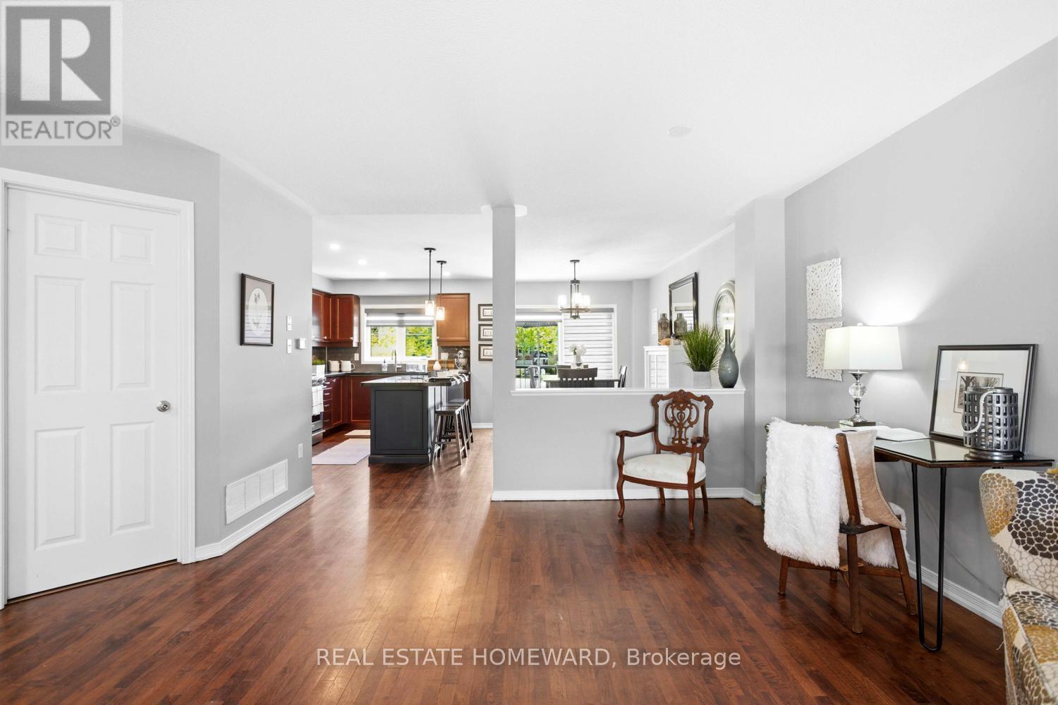 10 - 571 Longworth Avenue E, Clarington, Ontario  L1C 0H3 - Photo 7 - E13499006