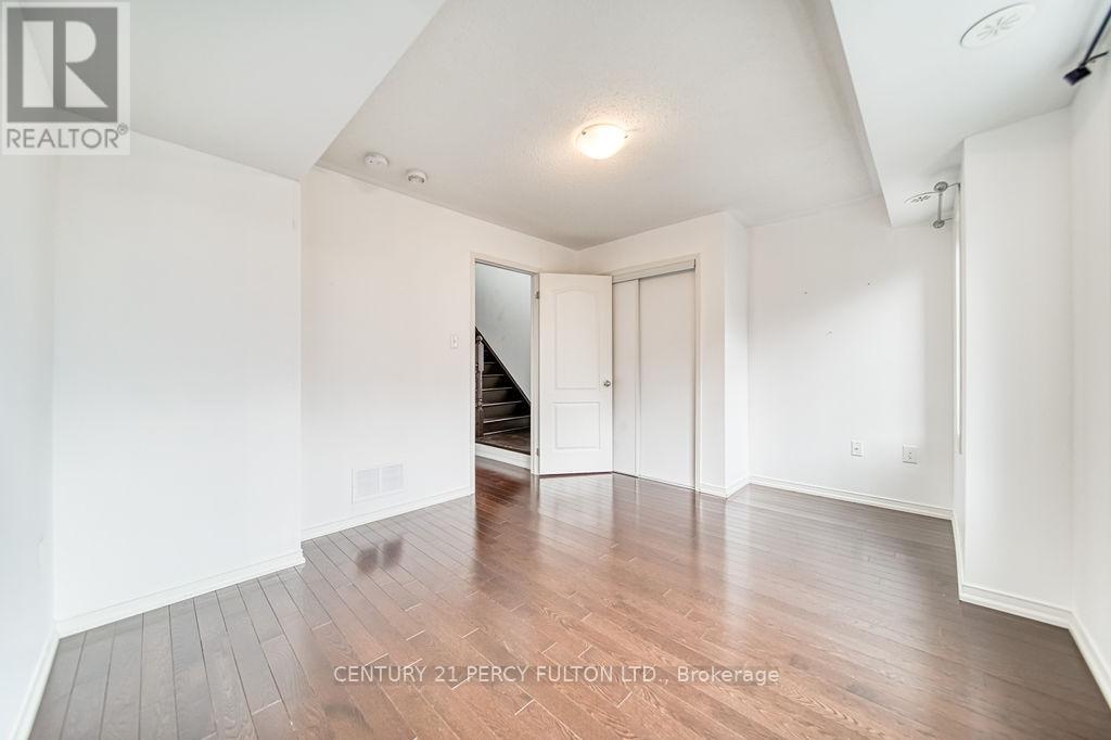 125 - 80 Sarita Path, Oshawa, Ontario  L1L 0K7 - Photo 5 - E13499010