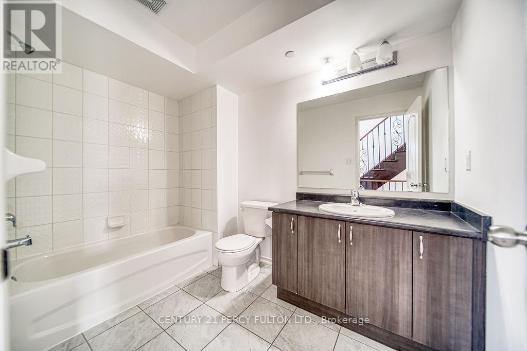 125 - 80 Sarita Path, Oshawa, Ontario  L1L 0K7 - Photo 6 - E13499010