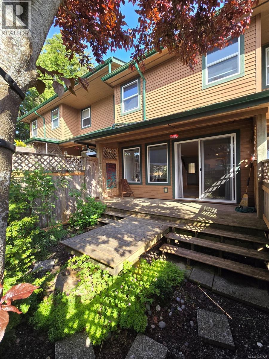 2 1553 Larch Rd, Ucluelet, British Columbia  V0R 3A0 - Photo 4 - 1023725
