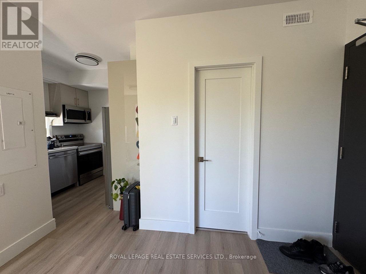 H - 61 Pinehurst Avenue, Ottawa, Ontario  K1Y 1K5 - Photo 3 - X13499008