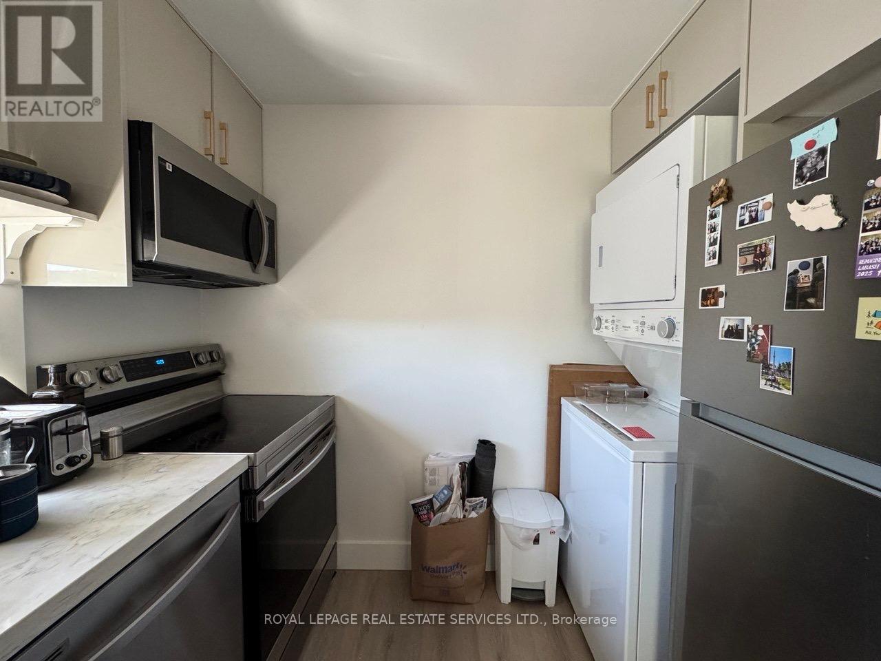 H - 61 Pinehurst Avenue, Ottawa, Ontario  K1Y 1K5 - Photo 4 - X13499008