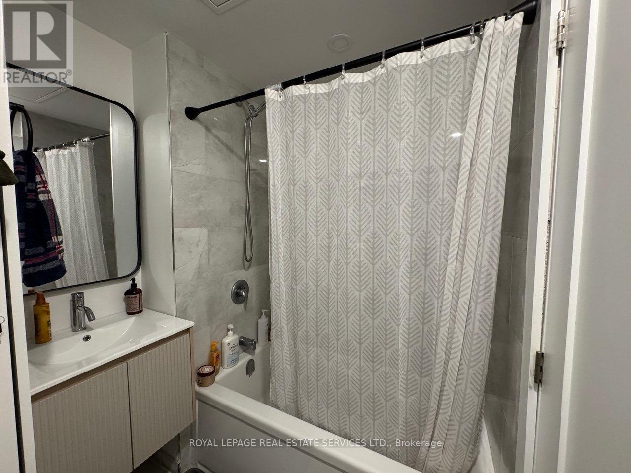H - 61 Pinehurst Avenue, Ottawa, Ontario  K1Y 1K5 - Photo 5 - X13499008