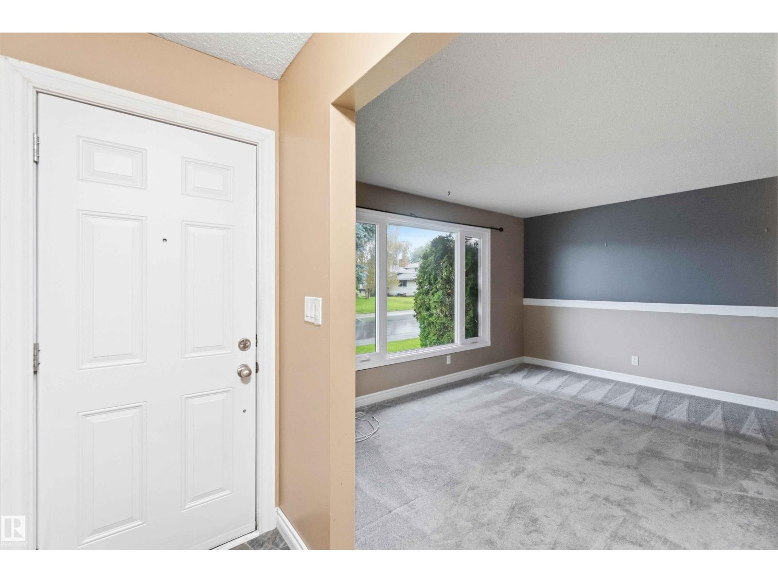 17303 107 St NW, Edmonton, Alberta  T5H 3H5 - Photo 2 - E4496180