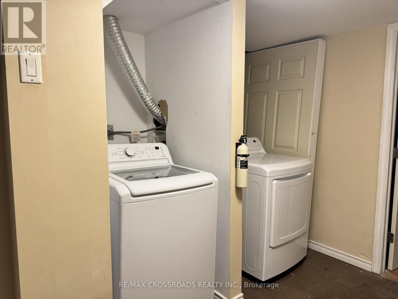 Main - 21 Davis Road, Aurora, Ontario  L4G 2B4 - Photo 10 - N13498994