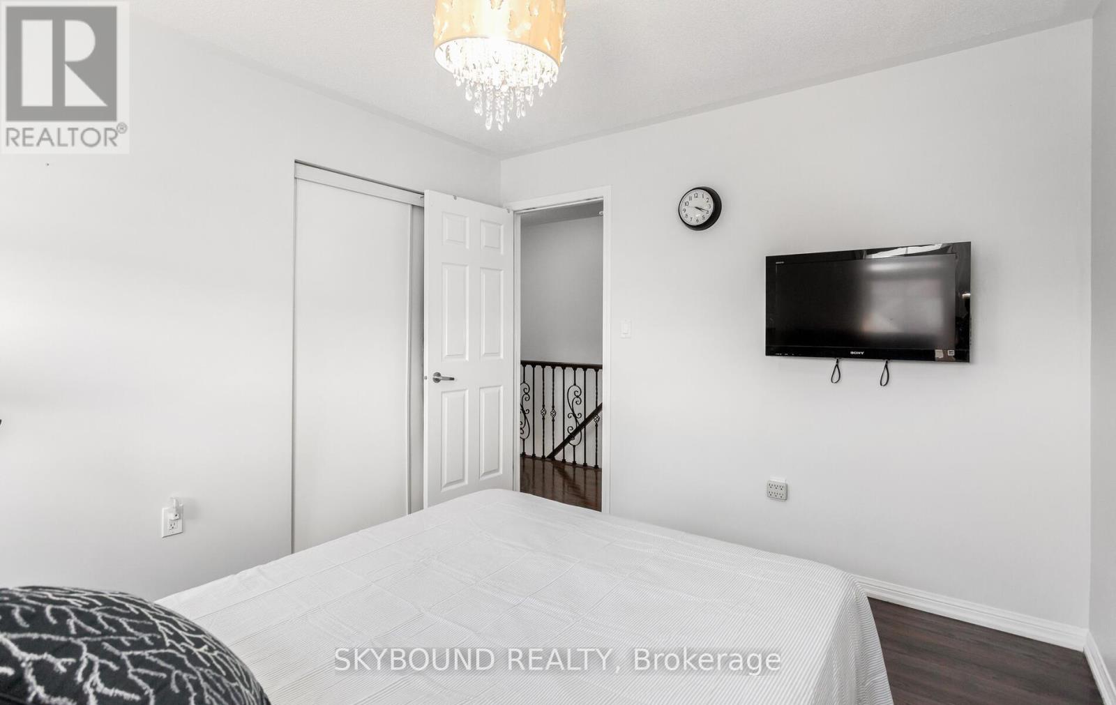 308 Mcdougall Cross, Milton, Ontario  L9T 0N6 - Photo 33 - W12980834