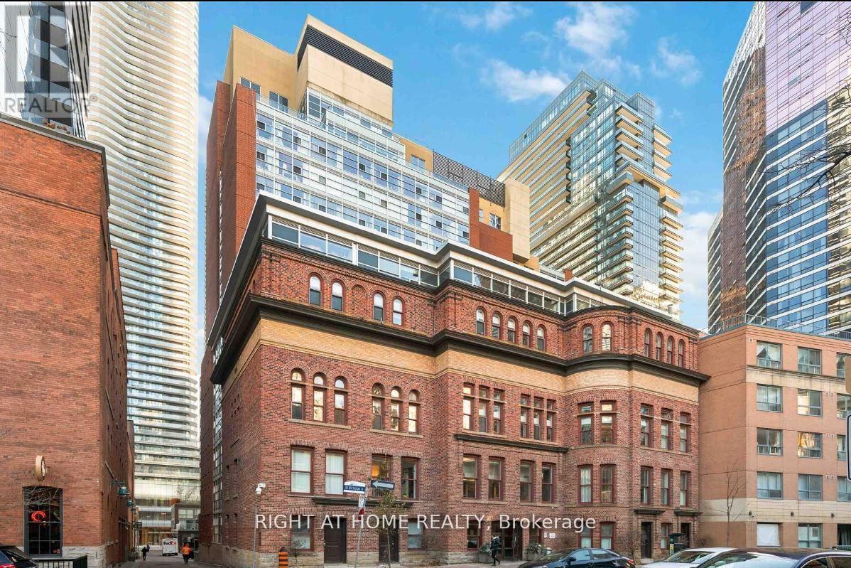 510 - 11 ST JOSEPH STREET, Toronto, Ontario