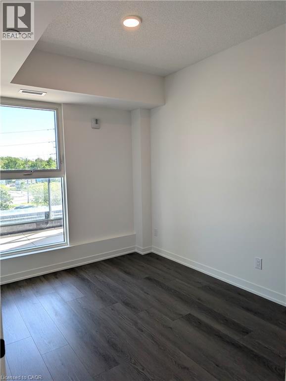 33 Erie Avenue Unit# 305, Brantford, Ontario  N3S 2E7 - Photo 8 - 40842188