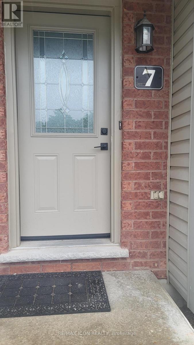 7 - 50 Chapman Court, London North, Ontario  N6G 5E1 - Photo 2 - X13499076