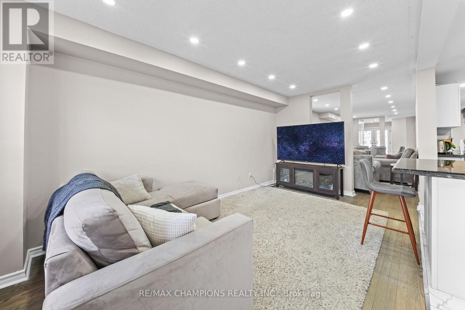 42 Abbotsbury Drive, Brampton, Ontario  L6X 0S3 - Photo 12 - W13461058