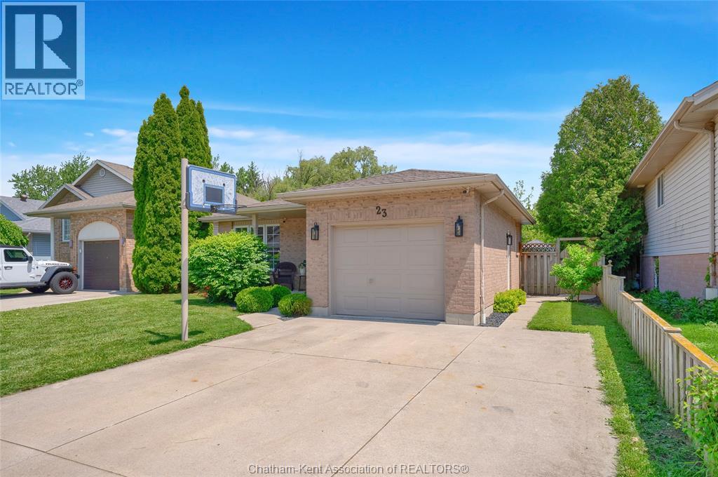 23 Carolinian Place, Chatham, Ontario  N7L 5M7 - Photo 5 - 26015360
