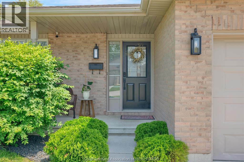 23 Carolinian Place, Chatham, Ontario  N7L 5M7 - Photo 6 - 26015360