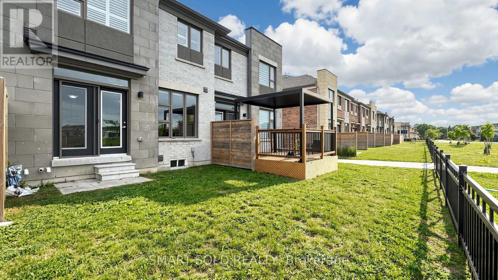 84 - 80 Donald Fleming Way, Whitby, Ontario  L1R 0N8 - Photo 34 - E13131798