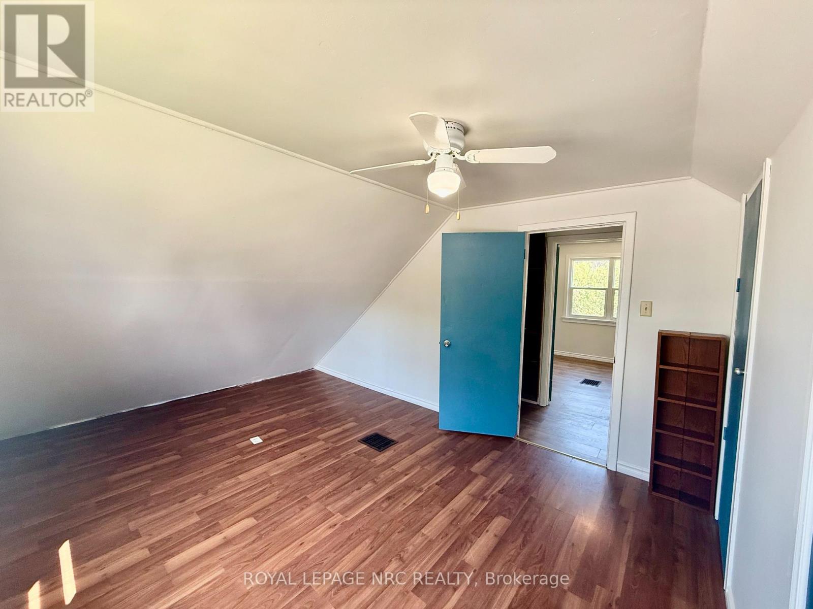 6411 Mcleod Road, Niagara Falls, Ontario  L2G 3G2 - Photo 6 - X13499094