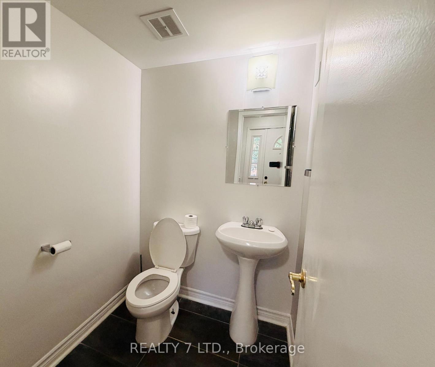 6718 Freeman Street, Niagara Falls, Ontario  L2E 5V1 - Photo 7 - X13499100