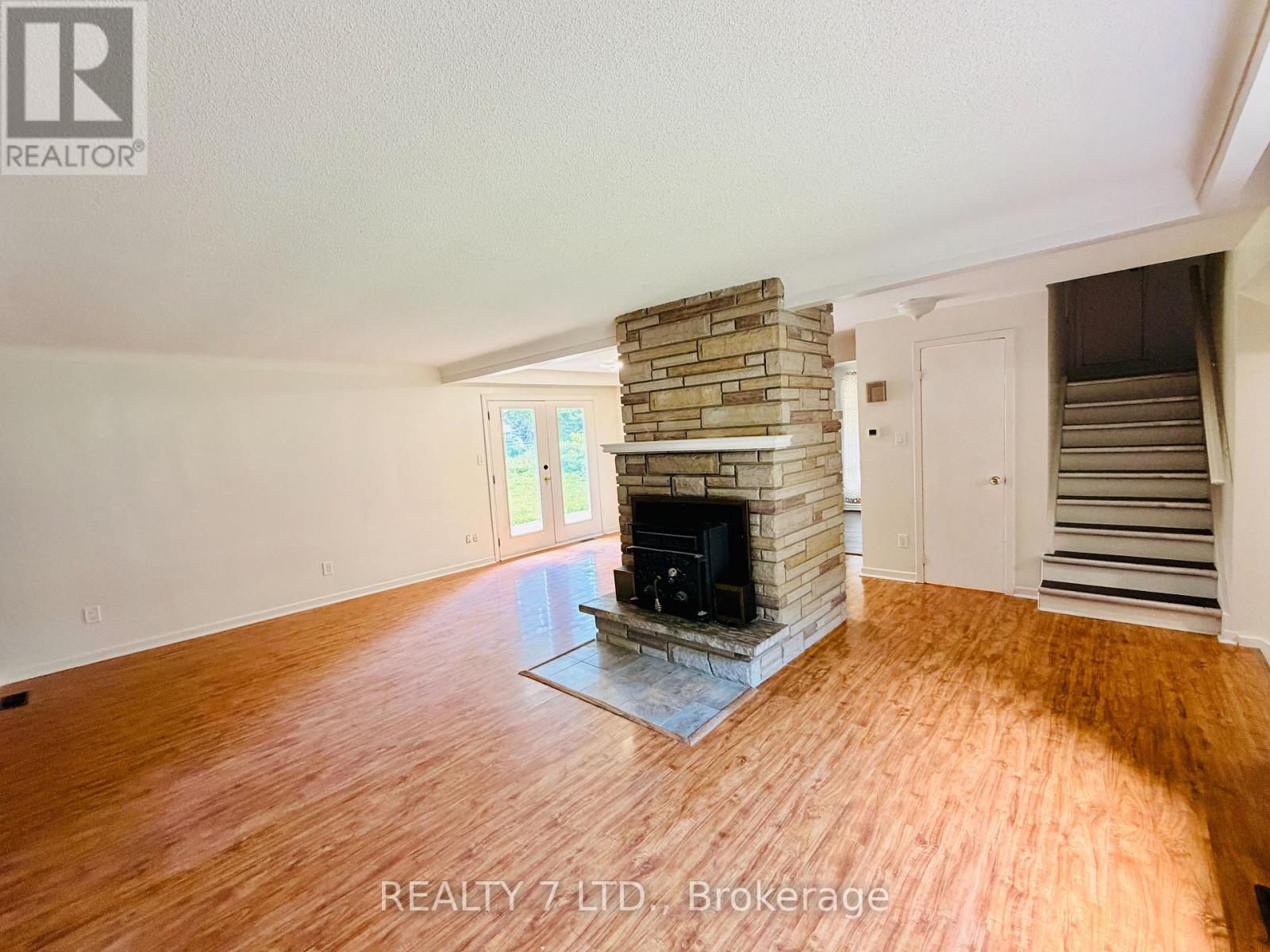 6718 Freeman Street, Niagara Falls, Ontario  L2E 5V1 - Photo 8 - X13499100