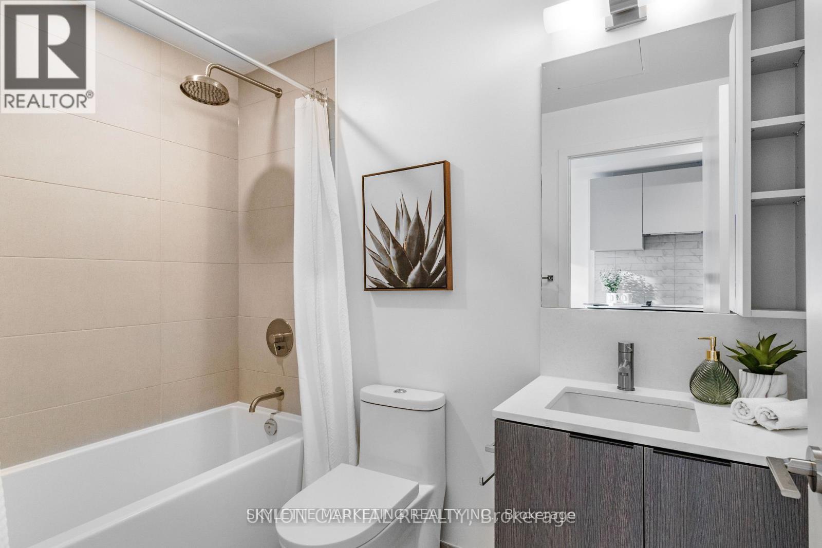 4710 - 55 Mercer Street, Toronto, Ontario  M5V 0W4 - Photo 17 - C13499088